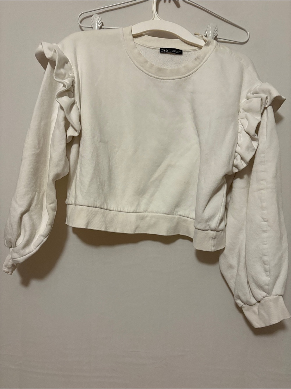 Zara white Ruffle-Shoulder Cropped Sweatshirt